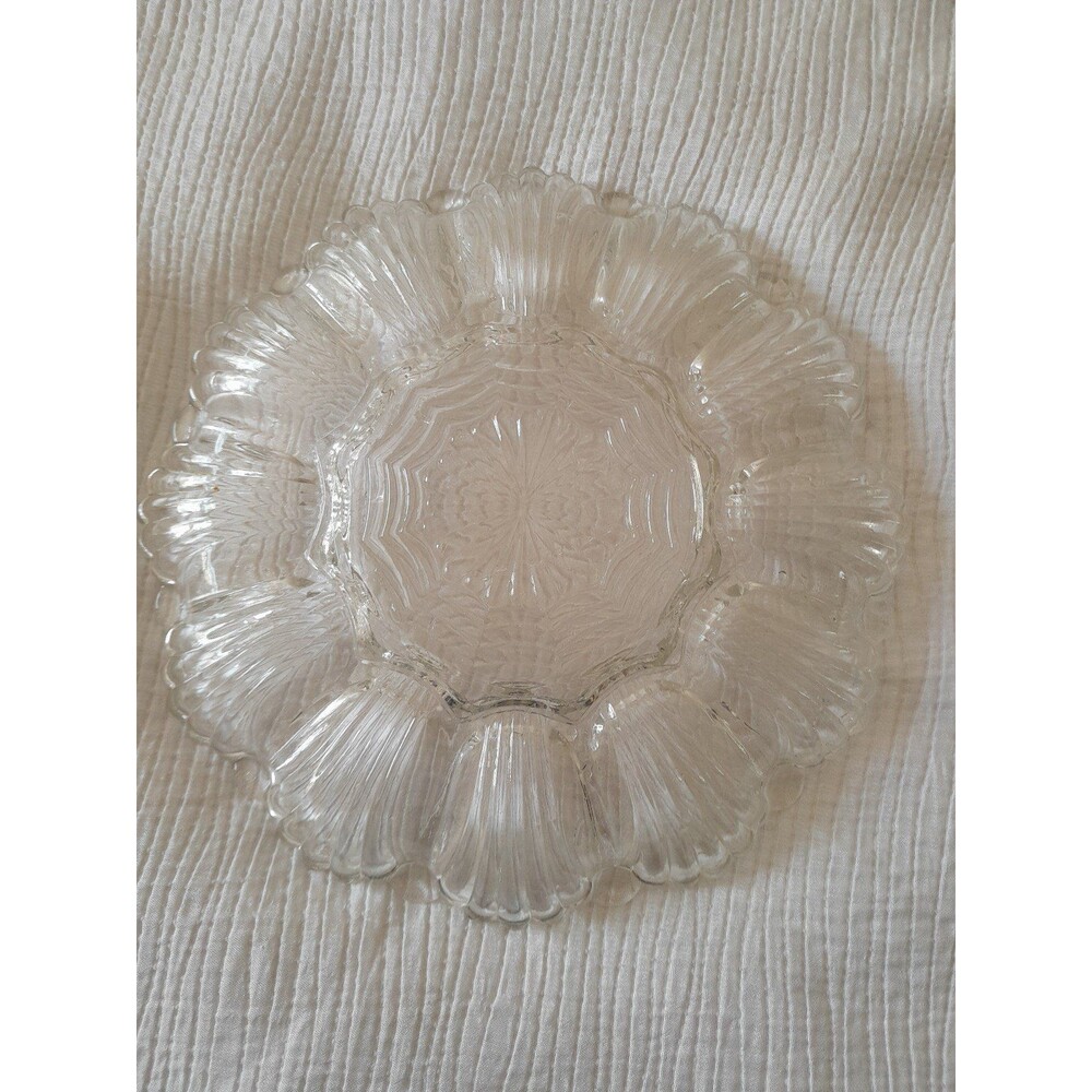 Anchor Hocking  deviled egg platter - Picture 2 of 5